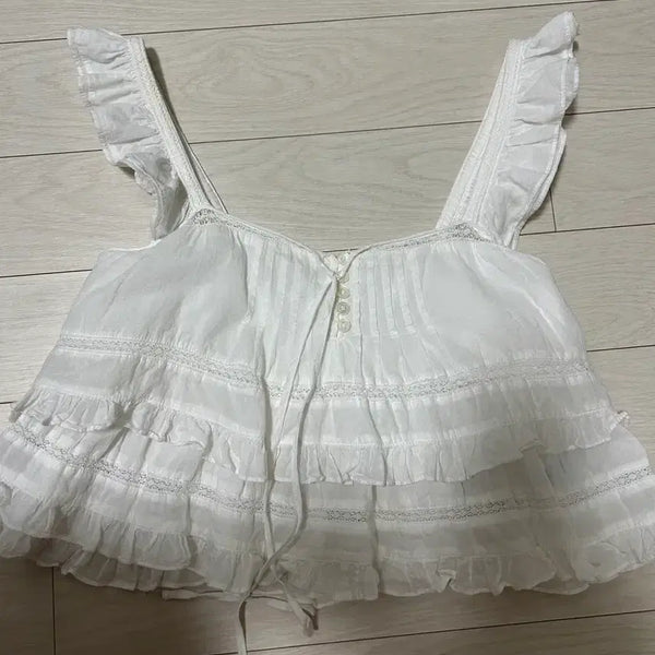[BUNJANG] The Barnet Velora Frill Wing Sleeveless Top / 더바넷 Velora Frill Wing Sleeveless
