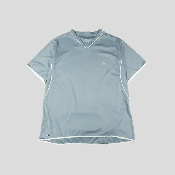 [BUNJANG] Adidas 00s Sky Gray & White Reflective Logo Pipeline V-Neck T-Shirt / 아디다스 00s 스카이그레이 화이트 배색 리플렉티브 로고 파이프라인 브이