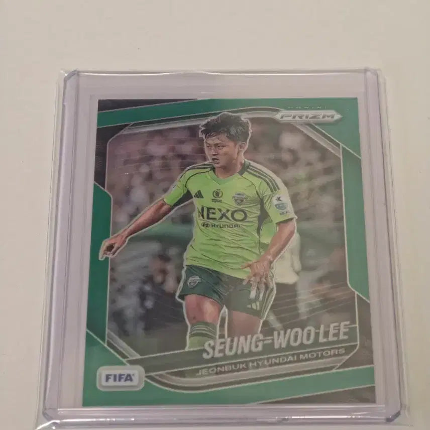 [BUNJANG] Panini Prism 2025-26 Lee Seung-woo 5-Limited Green Card / (신제품) 25-26 파니니 프리즘 전북현대 이승우 5한정 그린