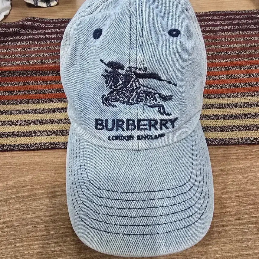 [BUNJANG] Burberry Supreme Denim Baseball Cap / 버버리 슈프림 데님 볼캡
