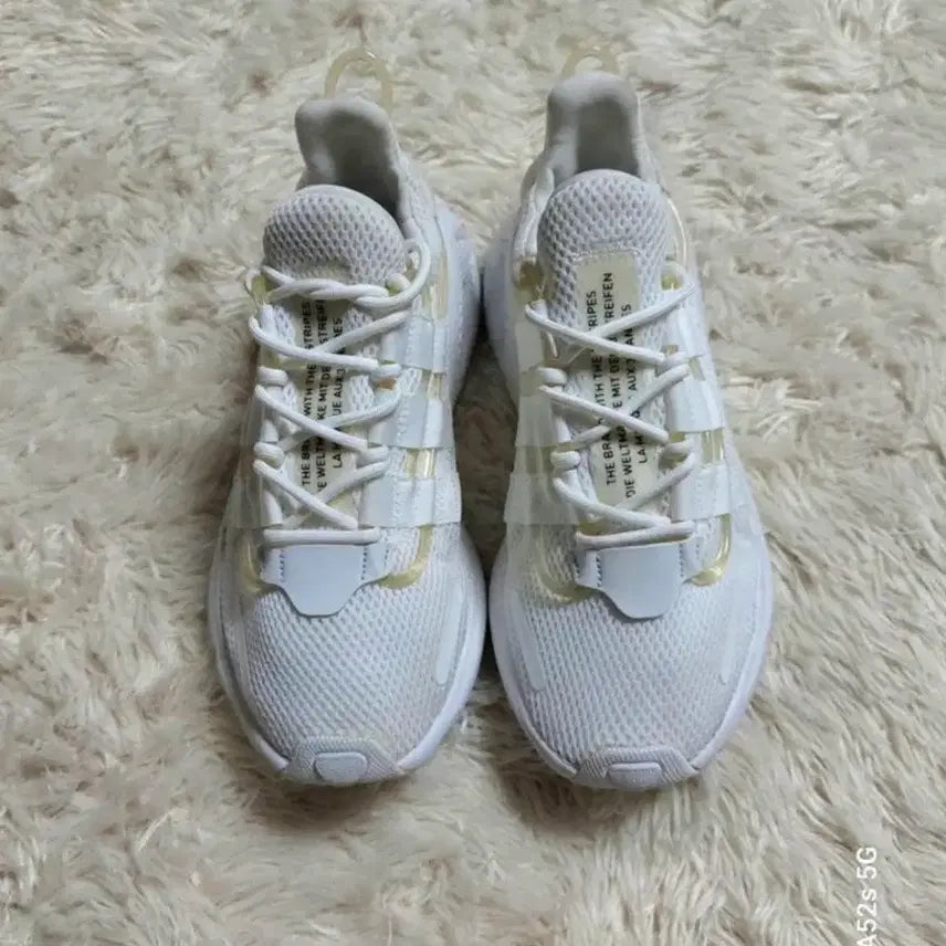[BUNJANG] Adidas Lexicon Triple White Sneakers 235 / 아디다스 렉시콘 트리플 스니커즈 235 화이트