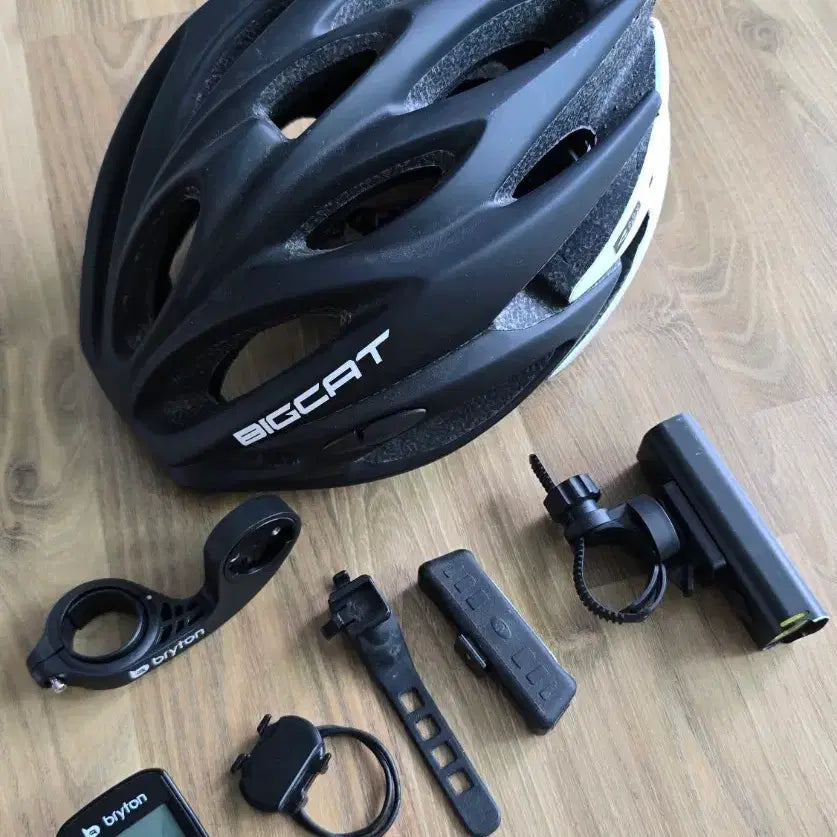 [BUNJANG] Bryton Rider 15 GPS Cycling Computer Bundle with Helmet and Accessories / 자전거 용품 속도계 브라이튼 라이더15, 헬멧 등