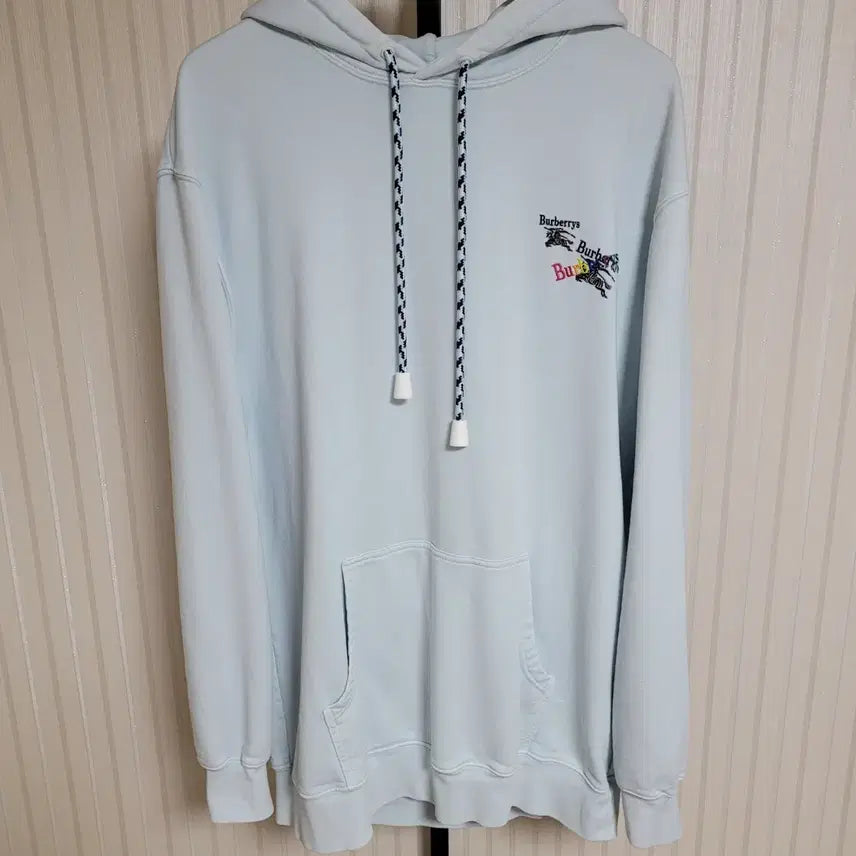 [BUNJANG] Burberry Rainbow Embroidered Logo Hoodie / M 버버리 레인보우 자수 로고 후드티 후드 티셔츠 8001680