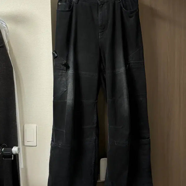 [BUNJANG] Balenciaga Jungkook Cargo Faded Black S / 발렌시아가 정국 카고 페이드블랙 S 판매합니다.