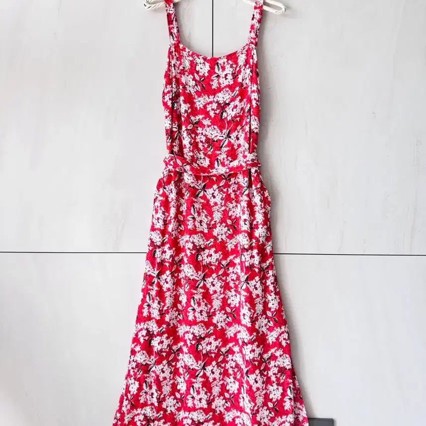 [BUNJANG] CHELSEA.28 Red Flower Maxi Dress XXS / 새상품 컨디션 CHELSEA.28 레드 플라워 맥시 포켓 원피스 XXS(