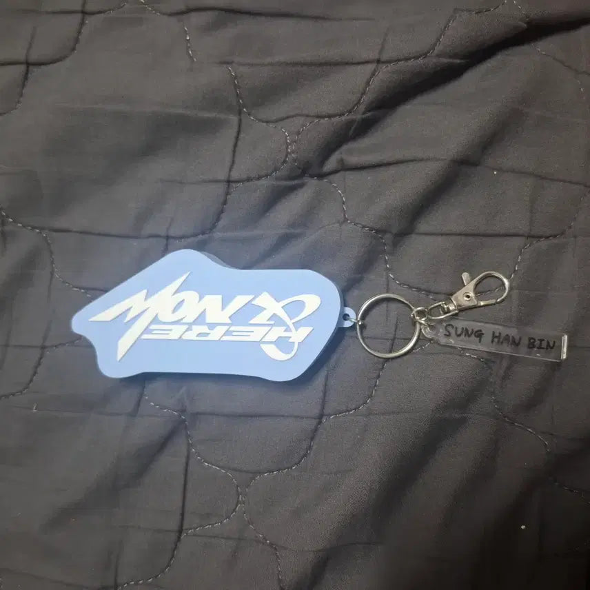 [BUNJANG] ZEROBASEONE Sung Han Bin Voice Keychain / 마지막내림)제베원 제로베이스원 성한빈 보이스키링 양도합니다