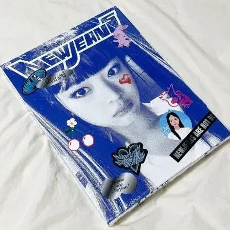[BUNJANG] NewJeans Blue Book Hanni Version (Sealed) / (미개봉)뉴진스 블루북 하니ver