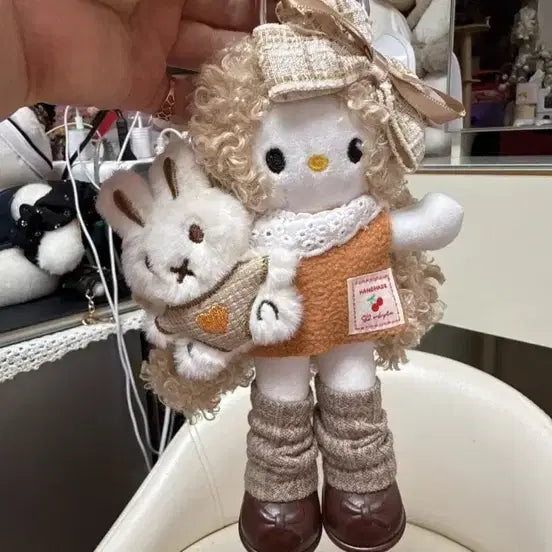 [BUNJANG] Hello Kitty Plush Doll (Bouclé Texture) / 뽀글이키티인형들