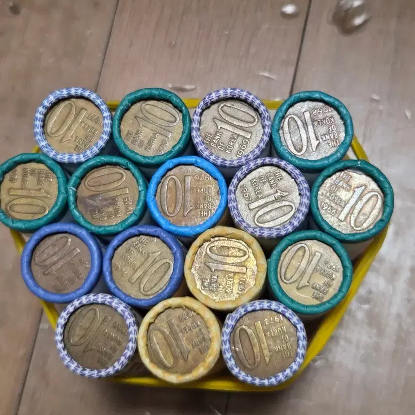 [BUNJANG] 10 Won Coin Rolls (1966-1982) - UNC Condition / 구구10원 동전 롤봉 줄세우기