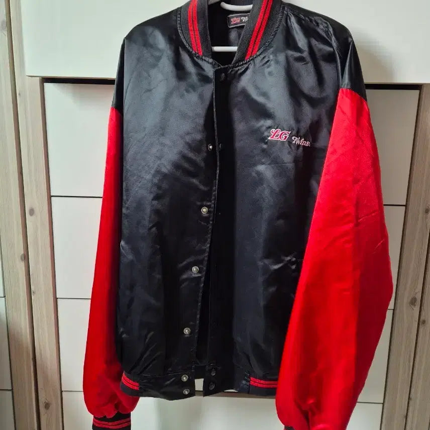 [BUNJANG] LG Twins Baseball Jacket / 엘지트윈스 점퍼 판매합니다