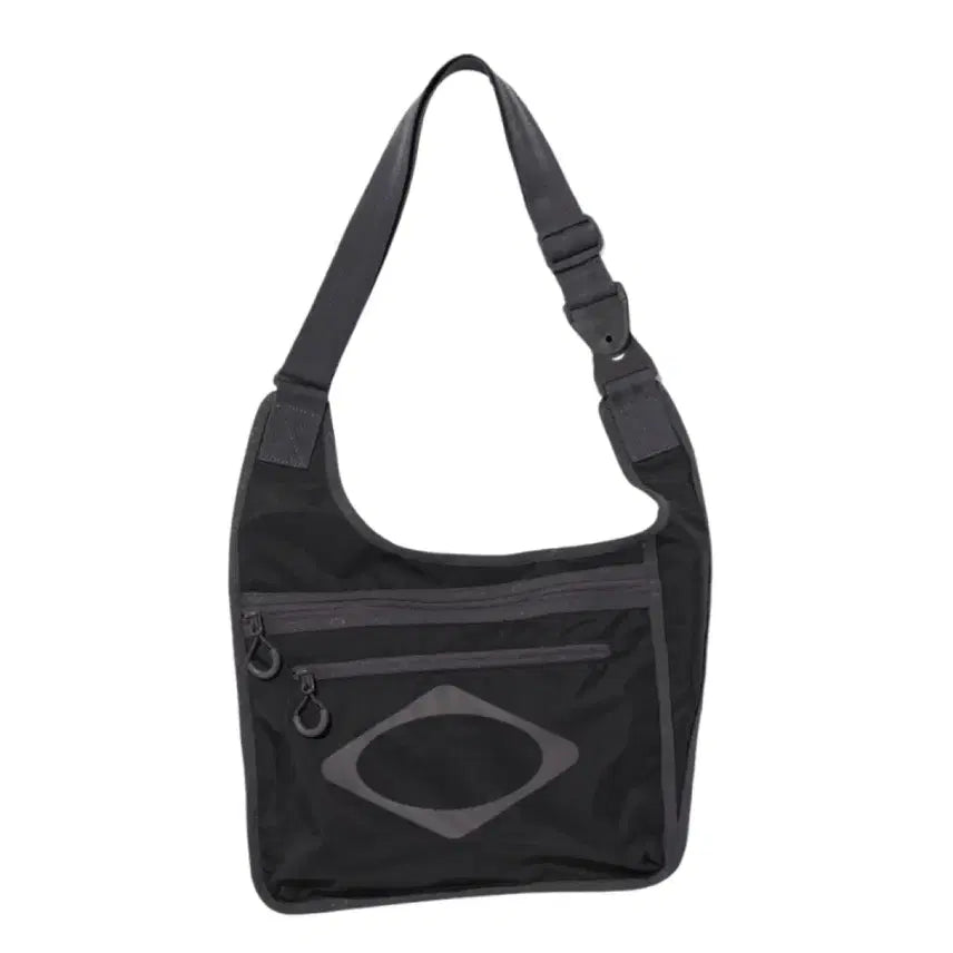 [BUNJANG] Mischief Lightweight Flat Crossbag Black / 미스치프 라이트웨이트 플랫 크로스백 블랙