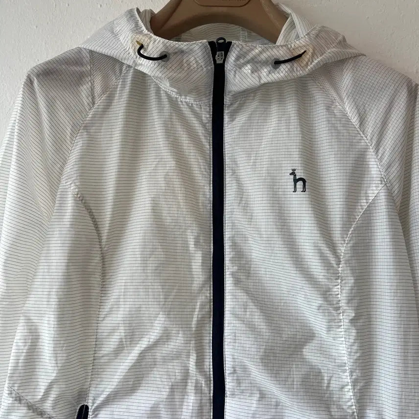 [BUNJANG] Hazzys Women's Ivory Windbreaker Hoodie Jumper Size 85 / 헤지스여성아이보리바람막이자켓후드집업점퍼85
