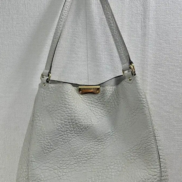 [BUNJANG] Burberry Grain Leather Cale Hobo Bag (Small) - White Grey / [정품/백화점판] 버버리 그레인 레더  호보백 (화이트 그레이)스몰