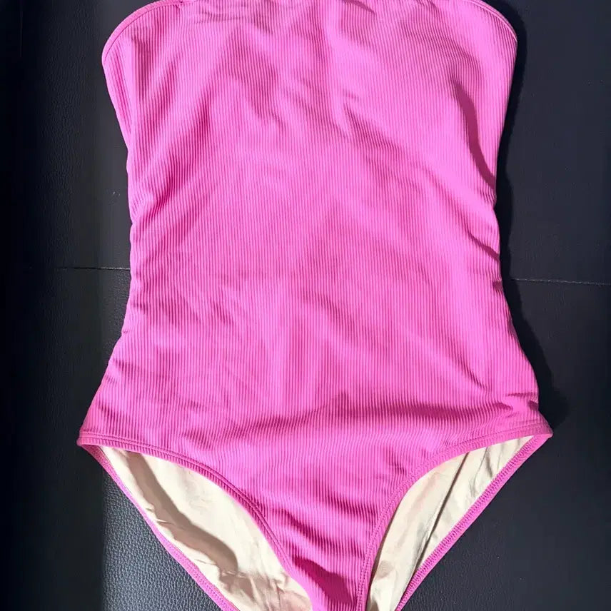 [BUNJANG] Mavich Pink Sleeveless Swimsuit / 메이비치 핑크색 민소매 수영복