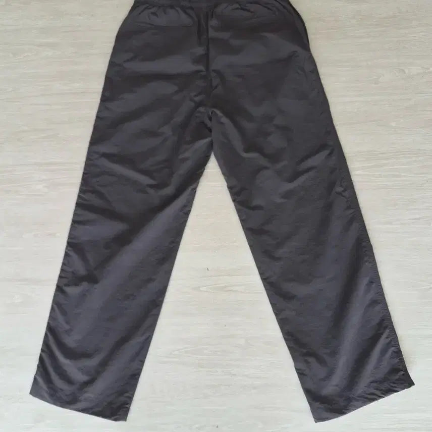 [BUNJANG] Steadyuseverywhere Easy Banding Nylon Pants Dark Grey / 스테디에브리웨어 이지 밴딩 나일론 팬츠 다크 그레이