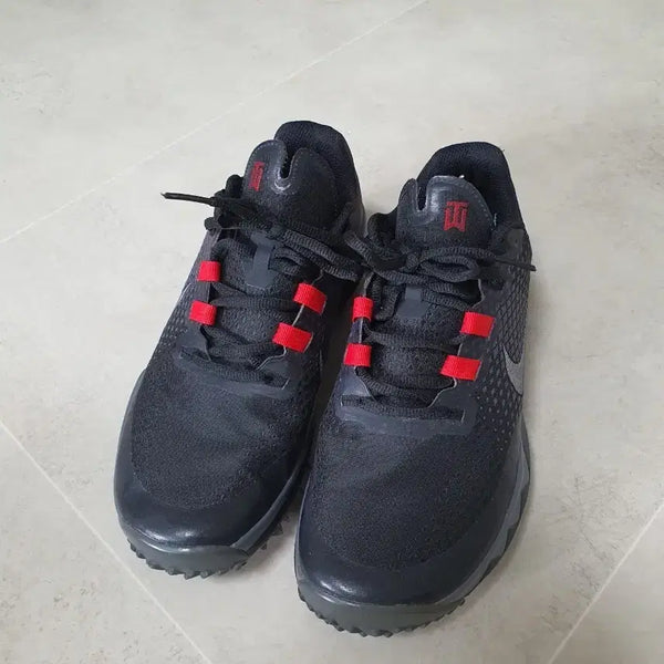 [BUNJANG] Nike Tiger Woods Golf Shoes Black Red 255mm / 나이키(255) 타이거우즈 골프화 검정 빨강
