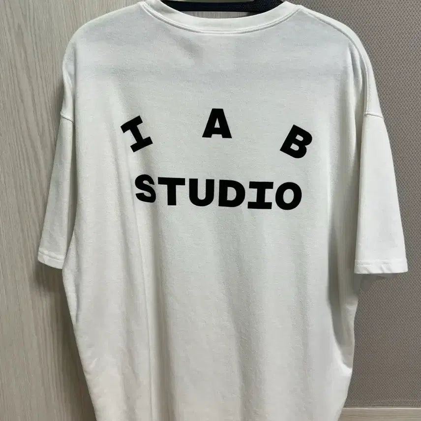 [BUNJANG] IAPP STUDIO Logo Short Sleeve T-Shirt XL / 아이앱스튜디오 반팔 XL