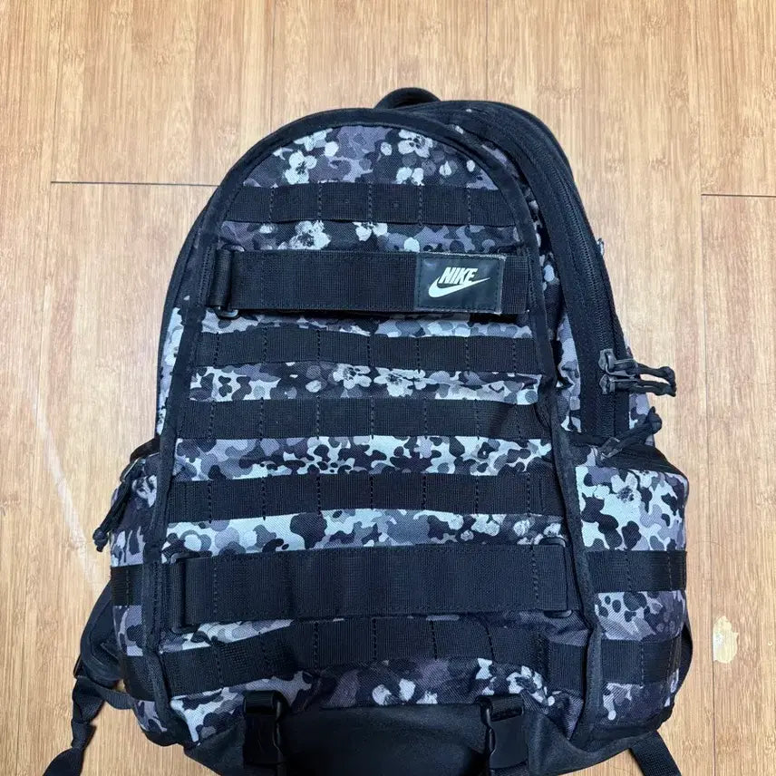 [BUNJANG] Nike RPM Flower Pattern Backpack / 나이키 RPM 백팩