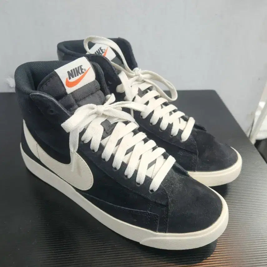 [BUNJANG] Nike Blazer Mid 77 Vintage Black (240) / (정품) 나이키 블레이저 미드 77 빈티지블랙 (240)