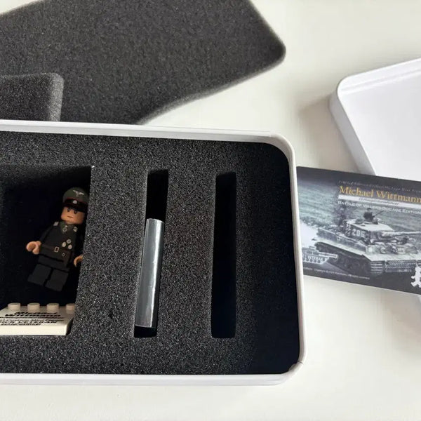[BUNJANG] HandyHaro Michael Wittmann Custom Lego WWII German Officer Figure / 핸디하로 미하엘 비트만 독일 장교 ww2 커스텀 레고