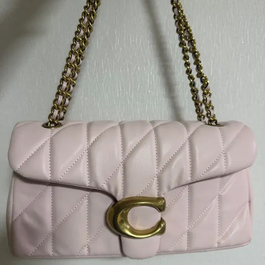 [BUNJANG] Coach Tabby Shoulder Bag 26 With Quilting / 코치 태비 숄더백 26 위드 퀄팅