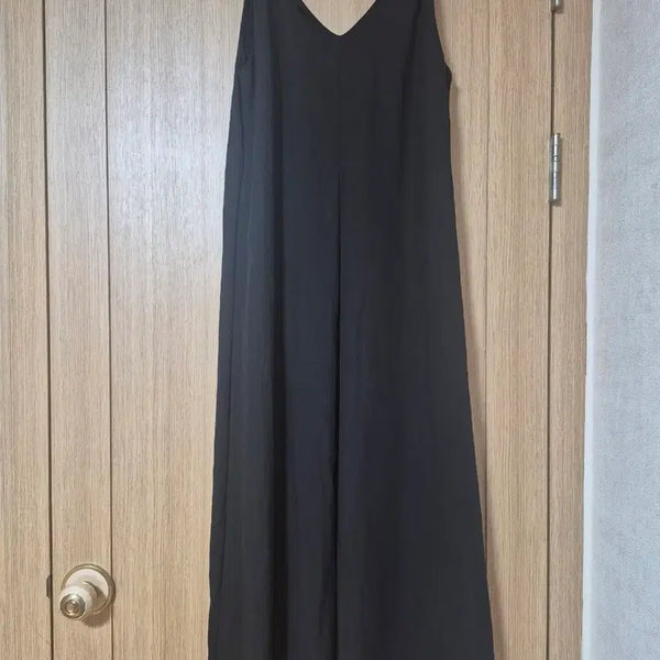 [BUNJANG] Coco Hanam Twisted Strap Sleeveless Maxi Dress / 코코한남 꼬임 나시롱원피스