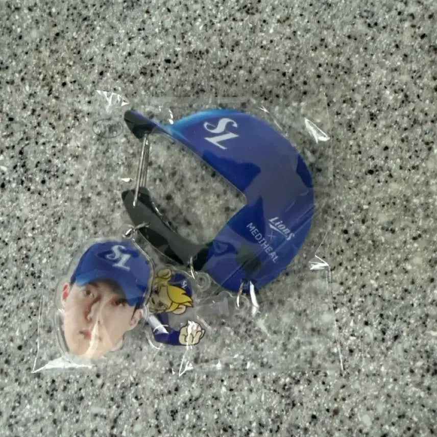 [BUNJANG] Samsung Lions Won Tae-in Carabiner Keyring / 삼성라이온즈 메디힐 원태인 카라비너 키링