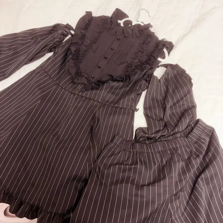 [BUNJANG] Angel Core Striped Gothic Setup Jirei-kei Dress / angel core 스트라이프 고딕 셋업 지뢰계 양지뢰 중브 원피스