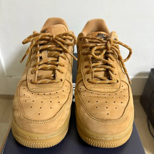 [BUNJANG] Nike Air Force 1 '07 WB Flax (250) / 나이키 에어포스 1 '07 WB 플랙스 250