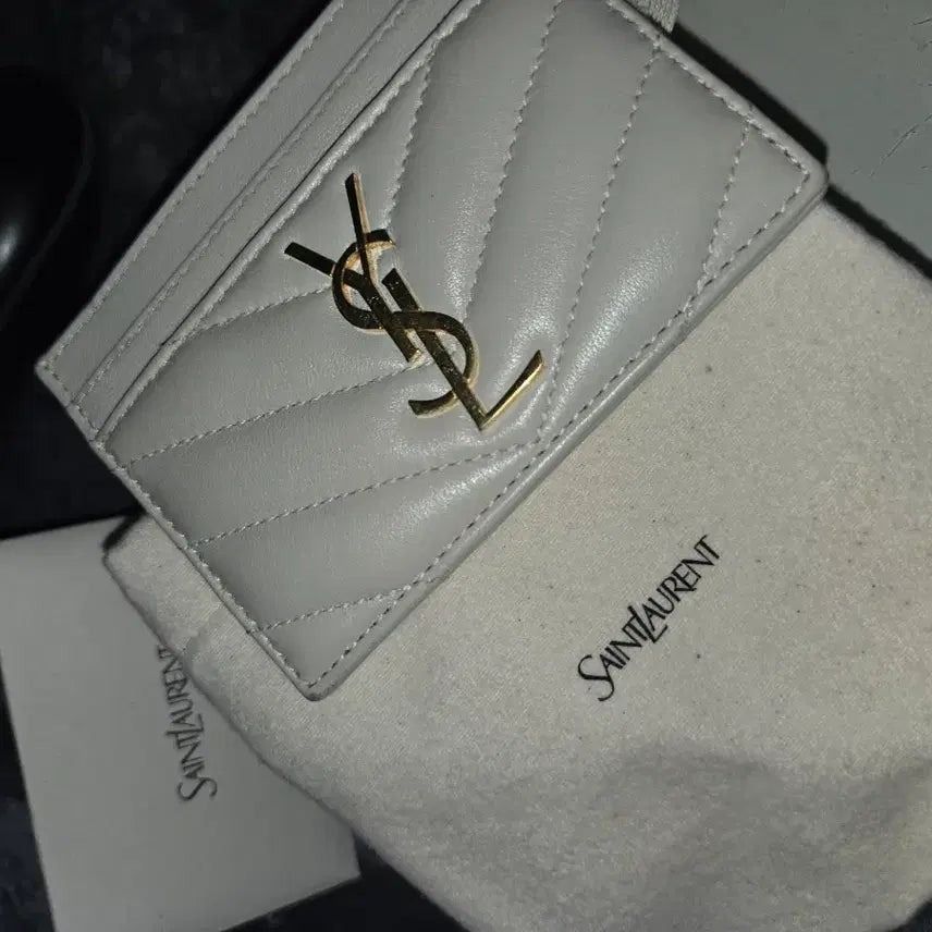 [BUNJANG] Saint Laurent Lambskin Cardholder / 입생로랑 카드지갑