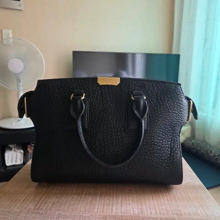 [BUNJANG] Burberry Tote & Crossbody Bag (Authentic, Unisex) / 버버리 토트백&크로스백(정품(남녀공용