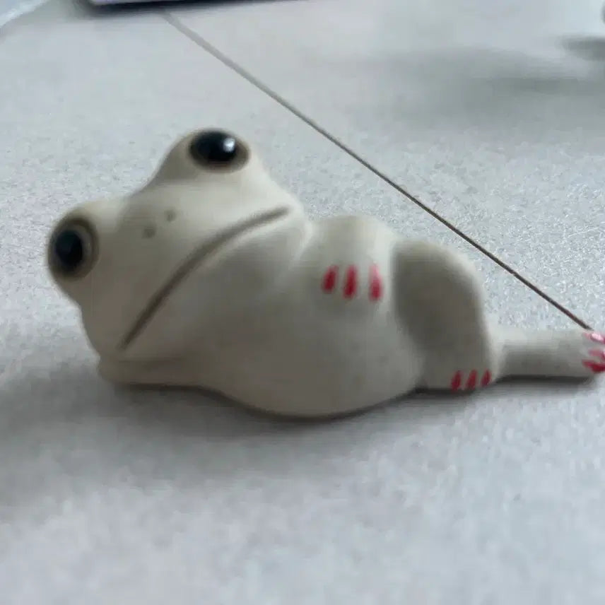 [BUNJANG] Buddhist Frog Figurine / 불교 개구리 누워있는 개구리 피규어