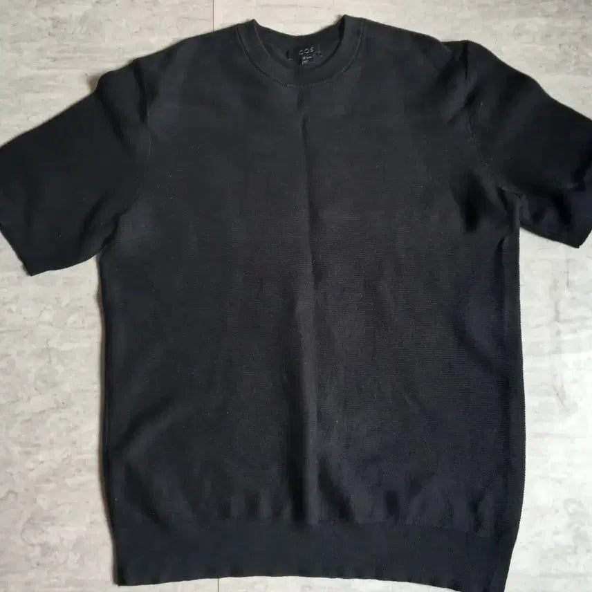[BUNJANG] COS Short Sleeve Knit Black / COS 반팔 니트 블랙