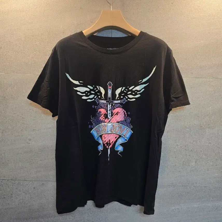 [BUNJANG] Bon Jovi Official Merchandise T-Shirt / BON JOVI. 오피셜굿즈. 정품. 티셔츠.