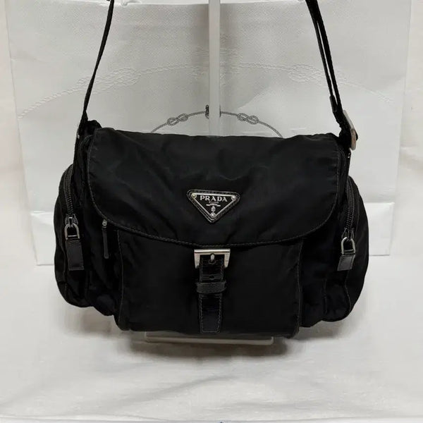 [BUNJANG] Prada Pocono Nylon Two-Pocket Messenger Shoulder Crossbody Bag Black / 정품 프라다 포코노 나일론 투포켓 메신저백 숄더백 크로스백 블랙