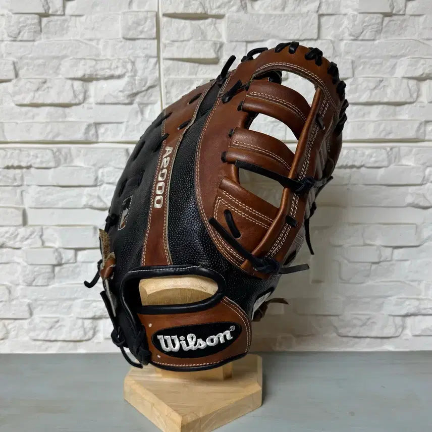 [BUNJANG] Wilson A2000 12.5" First Base Baseball Glove / 윌슨 A2000 1루미트 12.5인치 야구 글러브