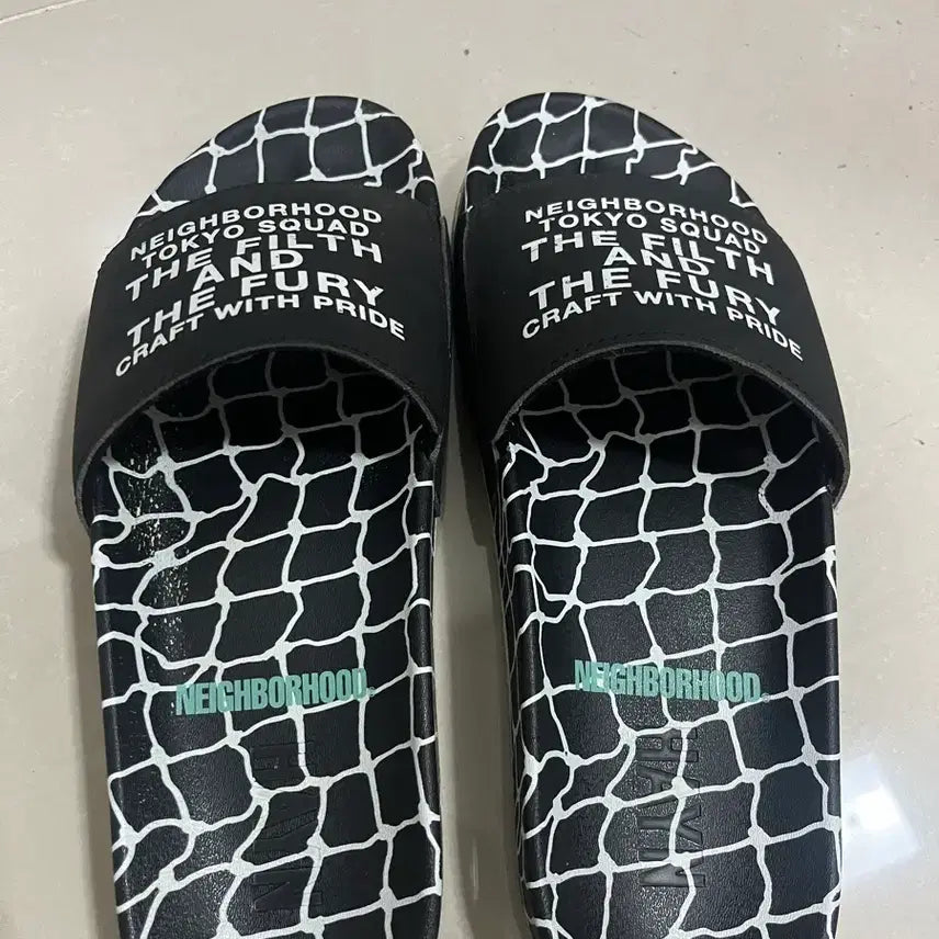 [BUNJANG] Neighborhood Slippers Size 280 / 네이버후드 슬리퍼 280