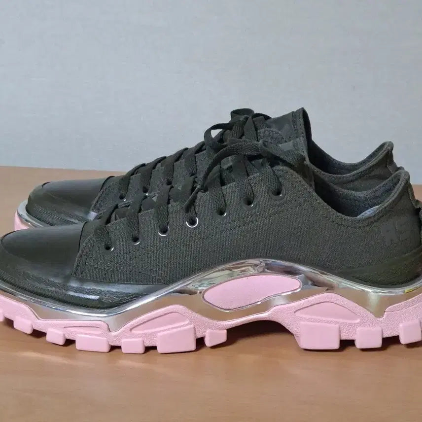 [BUNJANG] Raf Simons x Adidas New Runner Chrome Green Khaki Sneakers / 라프시몬스X 260 아디다스 뉴러너 크롬 그린카키
