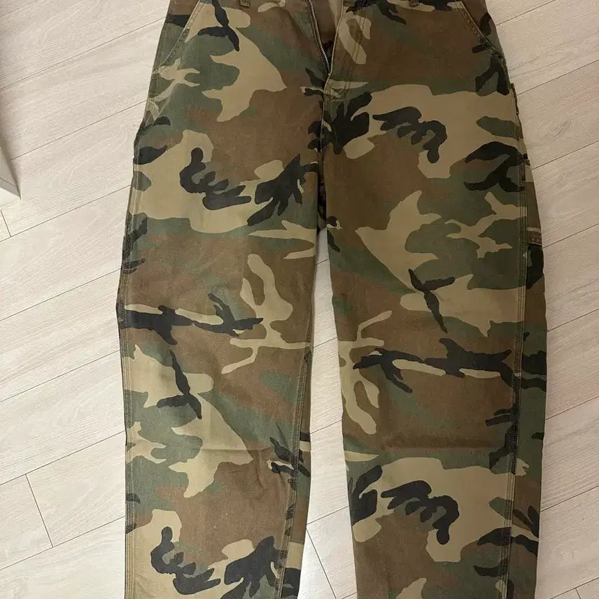 [BUNJANG] RWCAS Camo Cargo Pants / 뤡코즈 카모바지