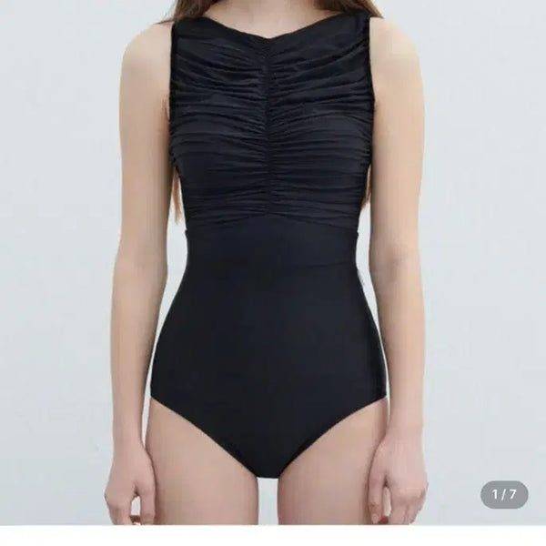 [BUNJANG] Kuavino Black One-Piece Swimsuit / 블랙 원피스 수영복