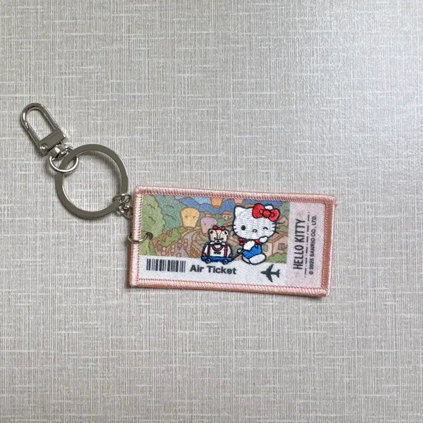 [BUNJANG] Sanrio Hello Kitty Taiwan Limited Edition Ticket Keychain / 대만 한정 산리오 헬로키티 정품 티켓 키링