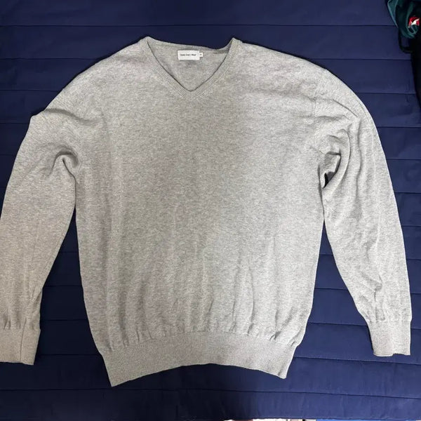 [BUNJANG] Steady and Everywhere V-Neck Knit / 스테디에브리웨어 브이넥