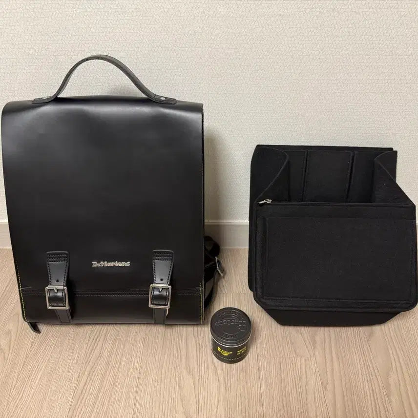 [BUNJANG] Dr. Brown Black Leather Backpack / 닥터브라운 블랙 가죽 백팩 판매
