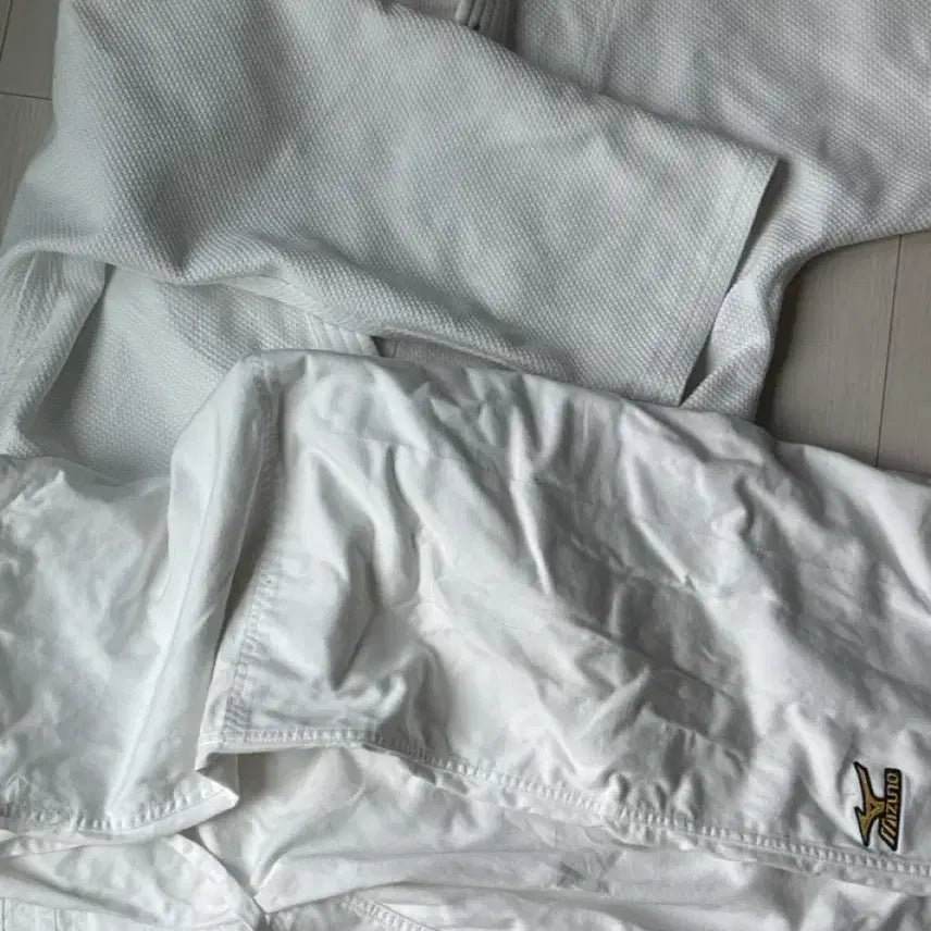 [BUNJANG] Mizuno Judo Uniform Size 4 / 미즈노 유도복 4