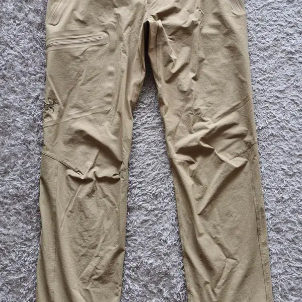 [BUNJANG] Arc'teryx Men's Gamma Pants (Size 32) / 아크테릭스  남성 감마 팬츠  32