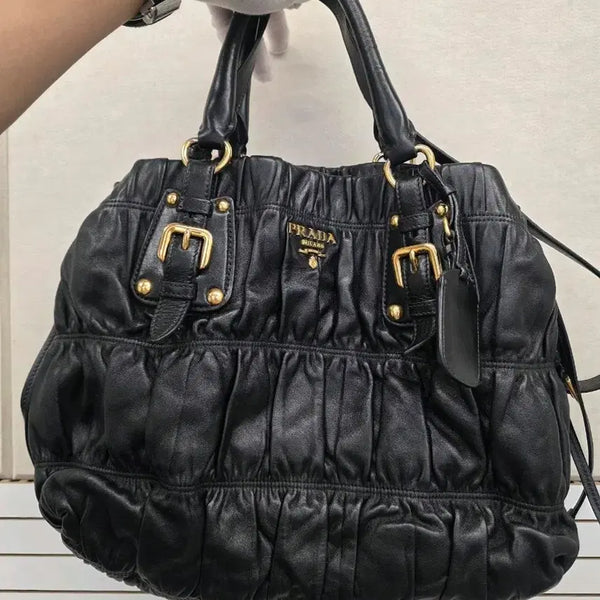 [BUNJANG] Prada Black Nappa Gaufre Leather Tote Bag / 정품 프라다 블랙 나파 고프레 토트백 양가죽