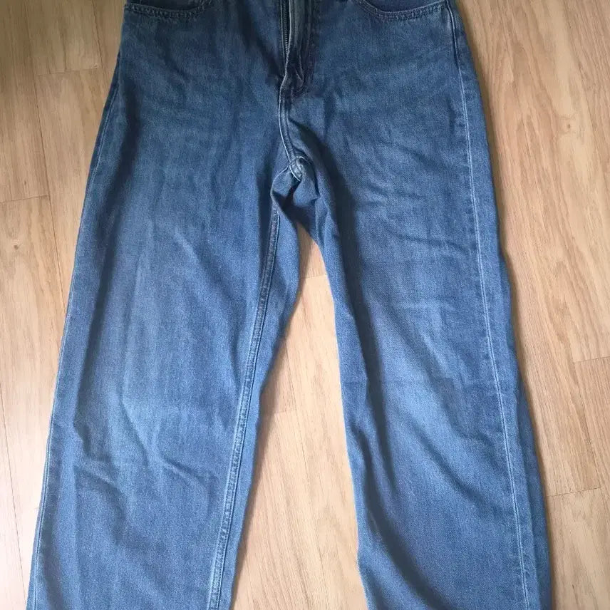 [BUNJANG] Uniqlo Wide Straight Jeans 29 Blue / 유니클로 와이드스트레이트진 66 blue 29 485633