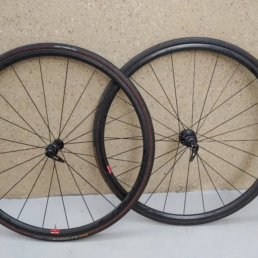 [BUNJANG] Croder SWT20 Carbon Tubular Wheelset with Carbon Pads / 초경량) 크로더(croder) 카본 튜블러 swt20 림브 휠셋+카본패드