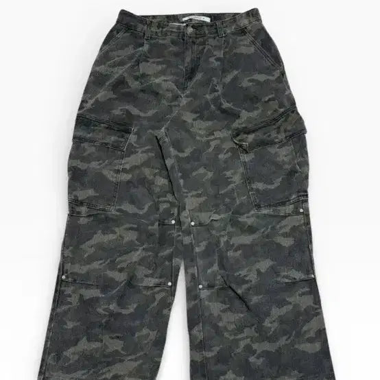 [BUNJANG] Avandress Cargo Wide Camo Pants (M) / avandress 카고 와이드 카모 바지 M