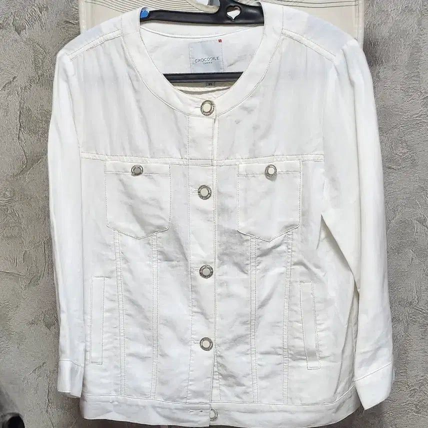[BUNJANG] Crocodile Women's White Jacket / 크로코다일 여성 흰색 자켓